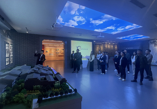 1733709107874 1733709107874